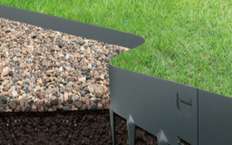 Weather-resistant steel garden edging