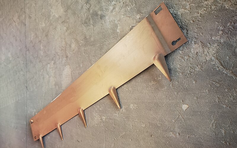Pre-weathered steel edging