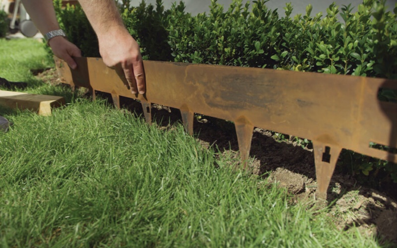 Architectural Steel Garden Edging