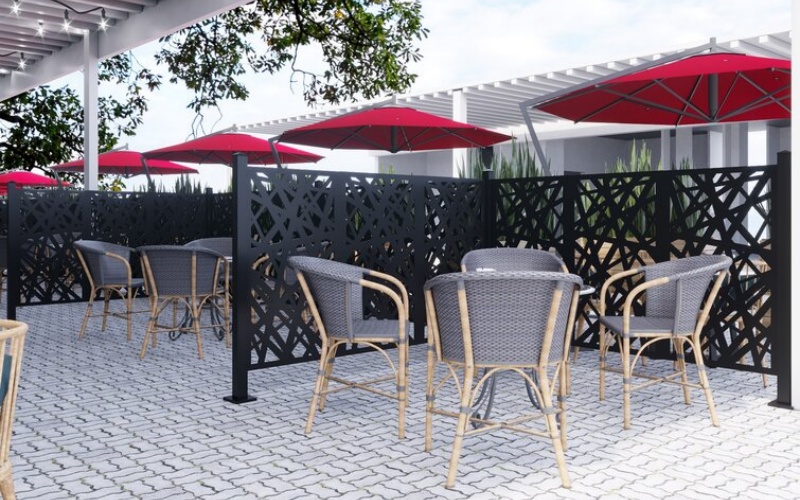 Corten Steel Screens for Poolside Privacy – Saltwater Resistant