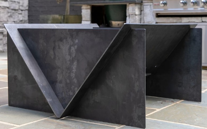 Premium Wood Burning Fire Pit for Commercial Use - Durable Outdoor Heating Solution